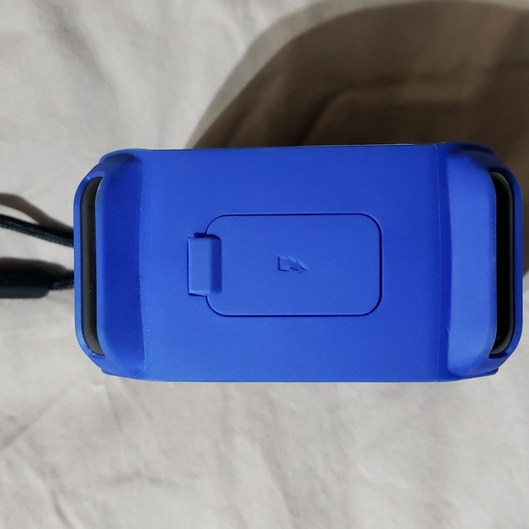 I home Bluetooth speaker - Picture 4 of 6